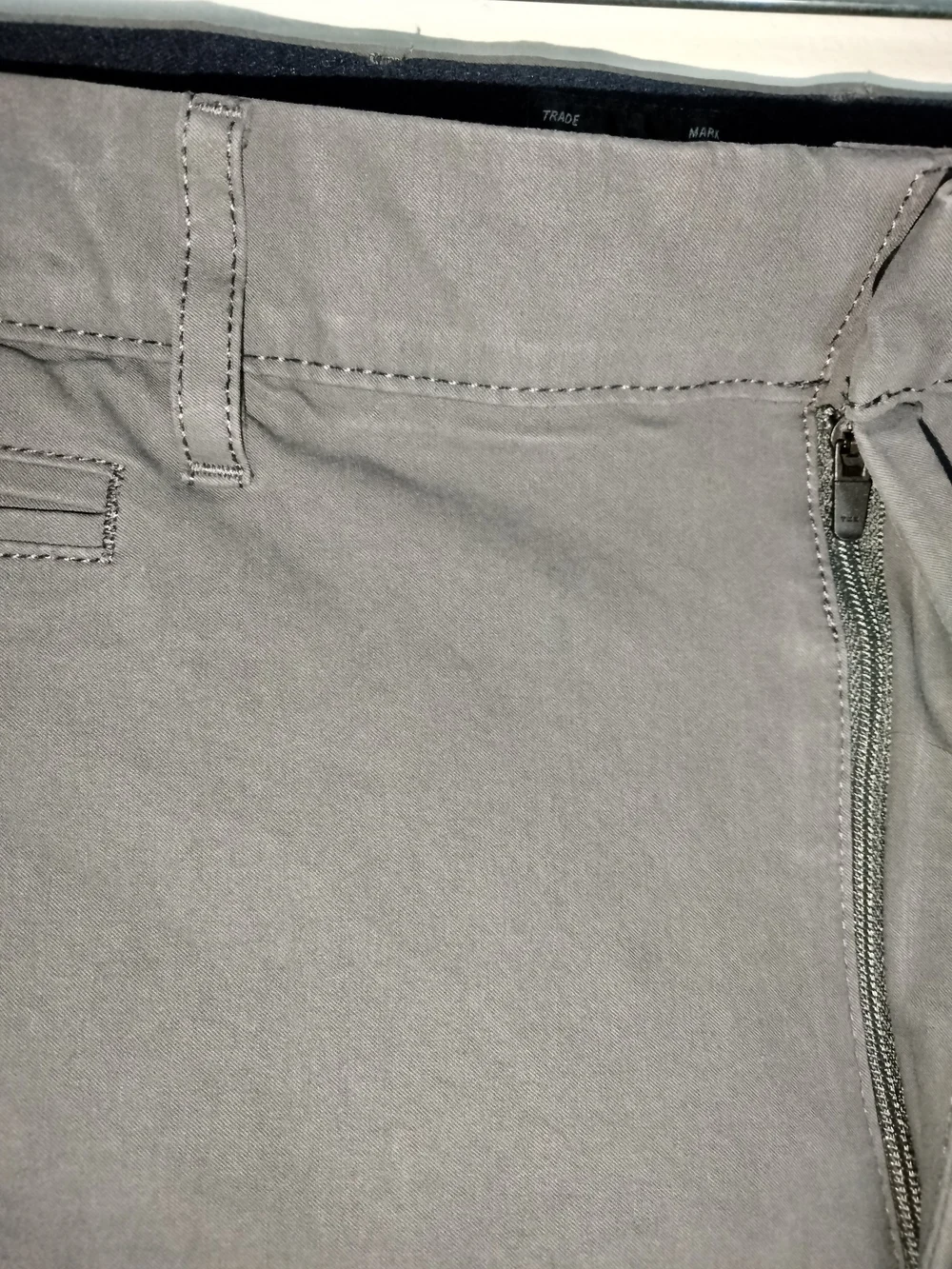 J. Crew Stretch (Sz 36) Men's Charcoal Gray Slip & Zip Pockets Slim Chino Pants